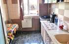 Doua camere semidecomandate etaj 2, zona Dacia - 9