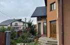 Casă superbă spatioasa intr-o zona linistiota aproape de oras - 2