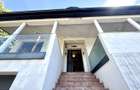 Vila cu 5 camere *344mp* + 400mp Teren // Zona Bucurestii Noi - 56