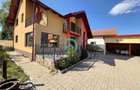 Casa de inchiriat, 200 mp - Cristian - 12