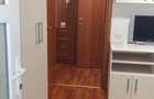 Vitan Moll , 5 munte metrou  Mihai Bravu - 15