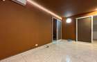 Spatiu comercial stradal, vad pietonal, parcare libera - 5