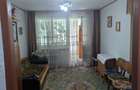Se vinde ap cu 2 camere decomandat 54 mp2 zona scoala nr 7 - 3