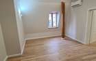 Inchiriez apartament 4 camere Bd. Dacia, recent renovat. - 10