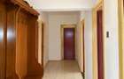 Calea Bucuresti,3 camere decomandate,  etaj 2, 87mp,  2bai, centrala proprie, te - 3
