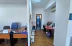 CENTRU ATELIERELOR - Birou luminos cu baie proprie ! - 6