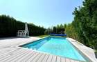 Vilă cu Piscina in Tunari - 32