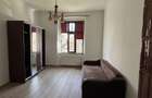 Apartament 2 camere,curte comuna/4 proprietari - 15