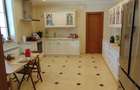 FARA COMISIOANE linga padure Vila 7 camere mobilata 4 bai 2 terase pe 1600mp - 22