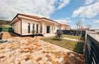 casa / vila Stefanesti , "La Cheie'' , finisaje + pozitie DEOSEBITA ! - 3