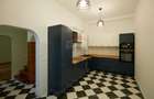 Apartament 4 cam, pe 2 niveluri si curte comuna pe Vasile Alecsandri - 1