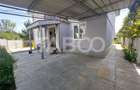 Casa de vanzare teren 950 mp si deschidere 21 m in zona Calea Poplacii - 2