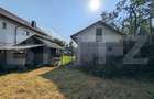 Casă individuala, 75 mp, teren 2180 mp, 2 fronturi stradale, zona Pucioasa - 6