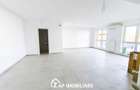 Maurer - Spatiu comercial - Parter - 91 mp, 2 toalete si balcon - 2