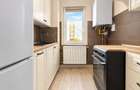 Apartament de vanzare cu  3 camere, zona Gheorghe Lazar, recent renovat