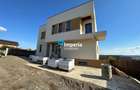 Vila in Valea Lupului, cu 6 camere, 3 bai, 268 mp, 450 mp teren - 2