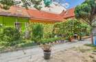 Apartament 3 camere  la curte  - Odobescu - 35