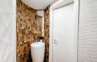 Vanzare Casa 5 Camere Pipera Rond OMV