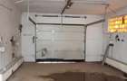 Proprietate cu 2 hale si casa la inchiriat,teren 1350mp - 24