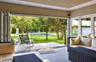 Private Estate lângă București | Vilă, Piscină & Sport Court - 2