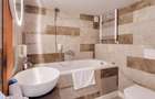 Apartament 100 mp finisaje lux, parcare, cladire deosebita - Centru - 9