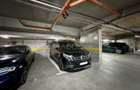 Penthouse cu 4 camere // terasă 70 mp / 200 mp / 3 parking / Straulesti
