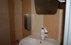 Spatiu comercial, parter, 16 metri vitrina - 12