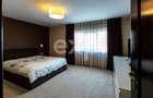 Casă/Vilă duplex cu 5 camere de vânzare, strada 9 Mai- zona Centrală - 11