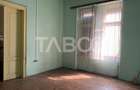 Spatiu de birouri de vanzare 70 mp cu 3 camere in Centru Sibiu - 1