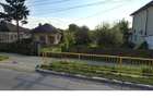 Teren stradal cu casa veche in Podari - toate utilitatile - 2