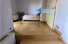 Vila stil florentin pe malul lacului,teren4500mp iesire la lac de 17ml