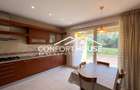 Vila  P+E+M, 6 camere, nemobilat, complex rezidential, IANCU NICOLAE - 12