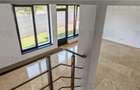 Vila 6 camere, incalzire in pardoseala, P+1+M, toate utilitatile, 180mp teren, P - 25