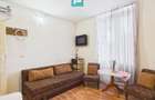 Apartament ultracentral cu 2 camere de închiriat - 3
