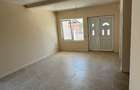 Vand Casa P+1 tip duplex 4 camere 2 bai 