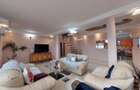 Casa mare pentru 2 familii sau pentru afacere - 8