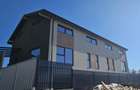 Duplex de vanzare, 4 camere, 162mp, 250mp teren, 2 garaje, Oasului - 1