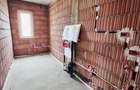 Duplex despartit prin camera tehnica- 4 camere si 2 bai - Mosnita Noua - 16