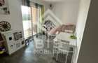 Apartament de vanzare 3 camere - zona ISU - 1