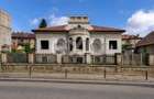 Casă cu arhitectură deosebită, 842 mp și teren de 1.048 mp – Brașov