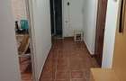 Apartamen cu două camere, decomandat, etaj 1 din 4, zona CET Constanța - 3