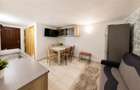 Corp de casa cu 2 imobile, intrari separate, pod si beci generos, Central, Braso