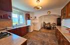 Vila tip duplex Banesti, 341 mp utili, garaj, vedere Caraiman - 9