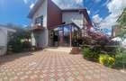 Navodari zona Sud- Vila P+1, 4 camere, Garaj, teren 326mp -260.000euro - 4