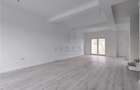 Duplex separat prin camera tehnica - acces facil - foarte spatios - 3
