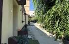 Calea Plevne-Carrefour Orhideea -Casa  7 camere - 4