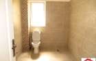 Apartament 2 camere nou finisat cu parcare privata - 4
