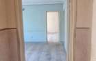Se vinde in Nord apartament 3 camere etaj 1/9,pret 68000 euro negociabil.