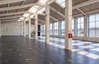 Showroom Auto Central cu IsU & Parking
