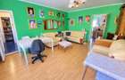 Vanzare 3 camere, 73 mp, etaj 2/8, centrală, 2 AC, parcare, 13 Septembrie